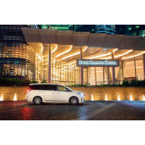 Hot Sale  In Stock Trumpchi 2023 M8 Lingxiu Deluxe Version 2.0T L4 Gasoline MPV 7 Seat Car